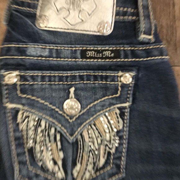Miss Me jeans Buckle jeans women’s pants- like new - Picture 8 of 8
